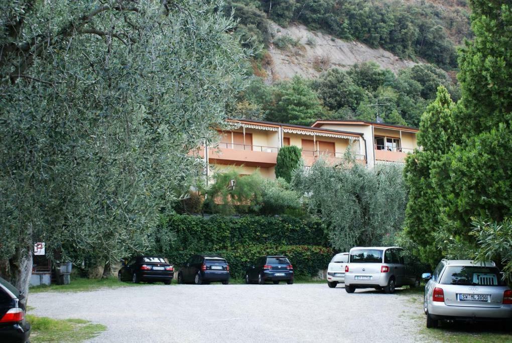Apartament Luna Wifi Free - Malcesine Eksteriør bilde