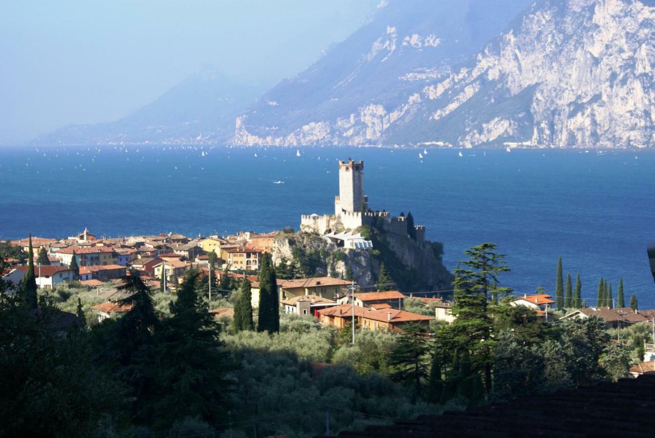 Apartament Luna Wifi Free - Malcesine Eksteriør bilde
